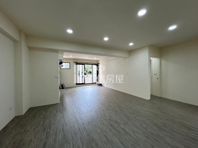 西屯三房車位華廈房屋室內格局與周邊環境