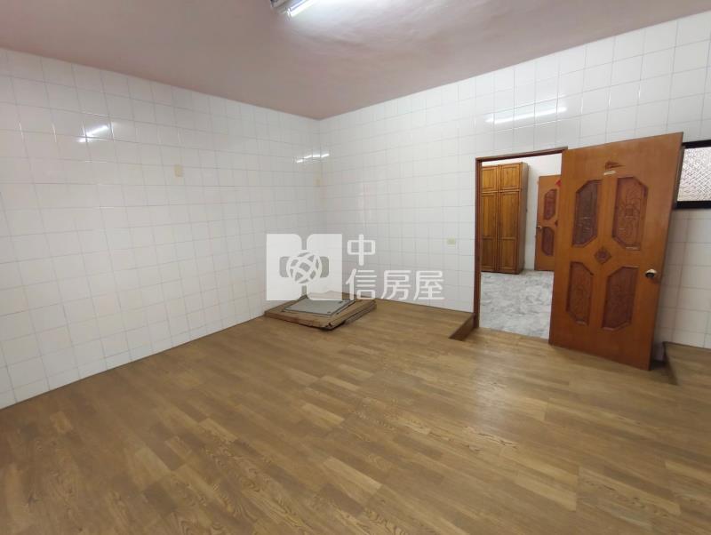 近大橋商圈三樓透天房屋室內格局與周邊環境