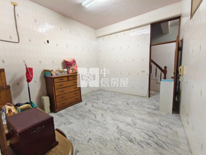 近大橋商圈三樓透天房屋室內格局與周邊環境