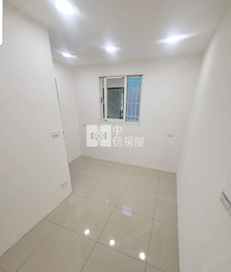 【新世紀】新屋全新整理透天房屋室內格局與周邊環境