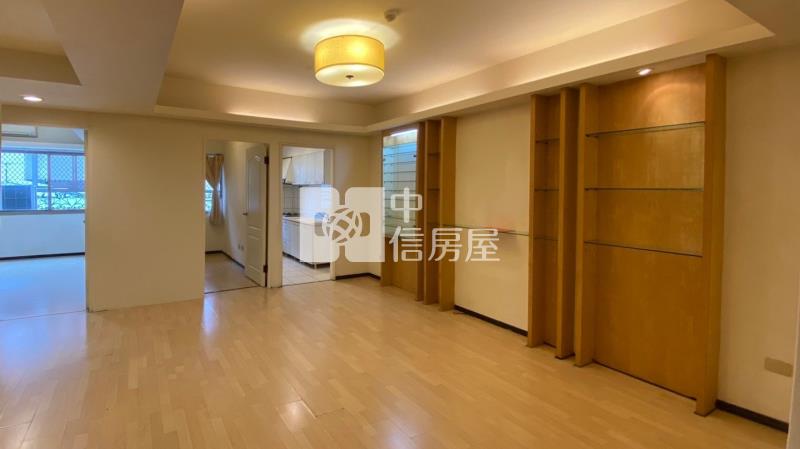 正五期二房二衛稀有釋出房屋室內格局與周邊環境