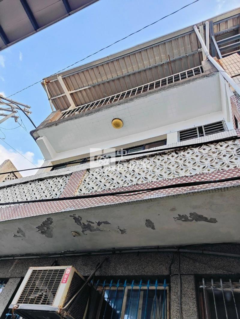 ●獅球路37巷2樓房屋室內格局與周邊環境