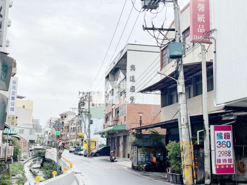 奕遠國堡邊間大五房雙車美墅房屋室內格局與周邊環境