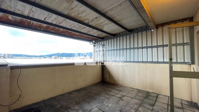 正振興路20米住二透店房屋室內格局與周邊環境