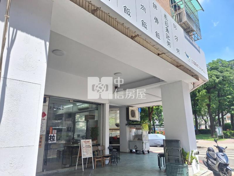 逢甲上石路角間店面房屋室內格局與周邊環境