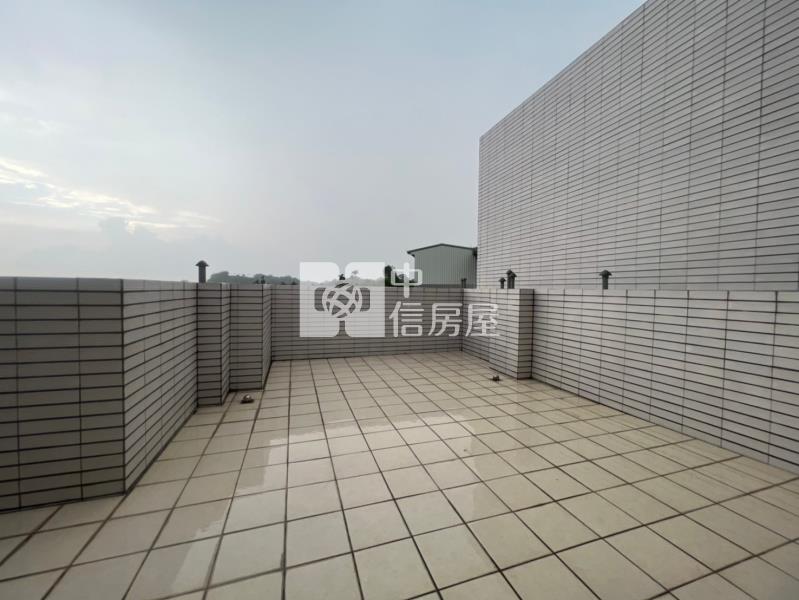 竹崎地政豪華別墅+百坪倉庫農地房屋室內格局與周邊環境