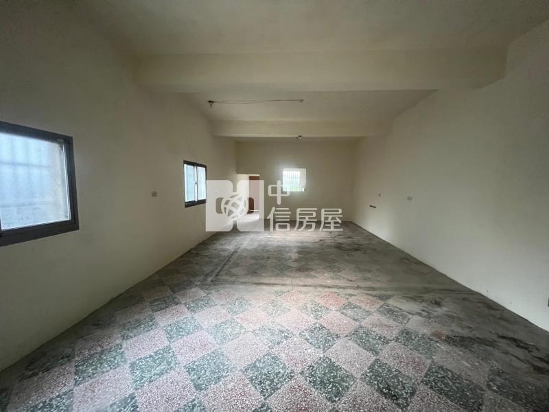 忠貞國小大地坪透天房屋室內格局與周邊環境