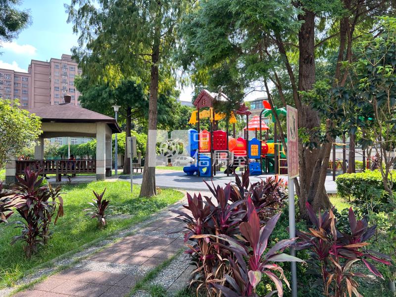 富台國小旁透天房屋室內格局與周邊環境