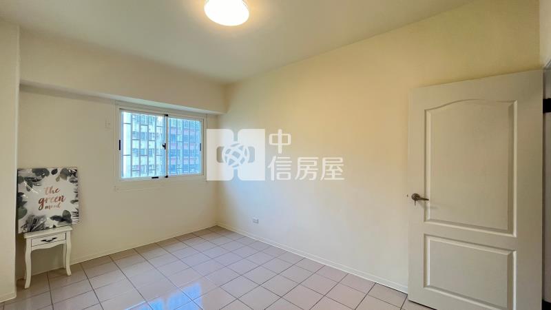 大里青年首購三房三面採光雙衛浴開窗房屋室內格局與周邊環境