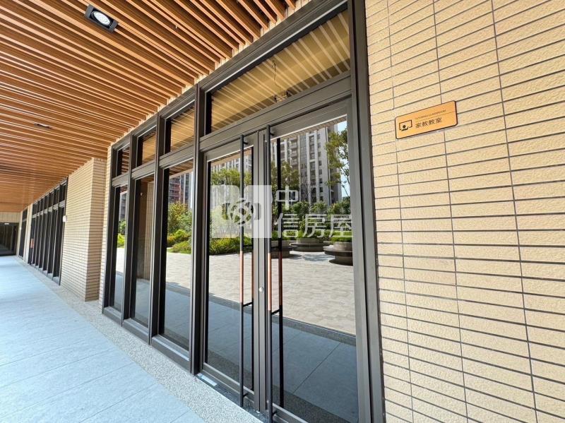 佳展大展2房平車房屋室內格局與周邊環境