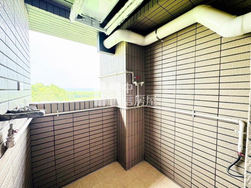 佳展大展2房平車房屋室內格局與周邊環境