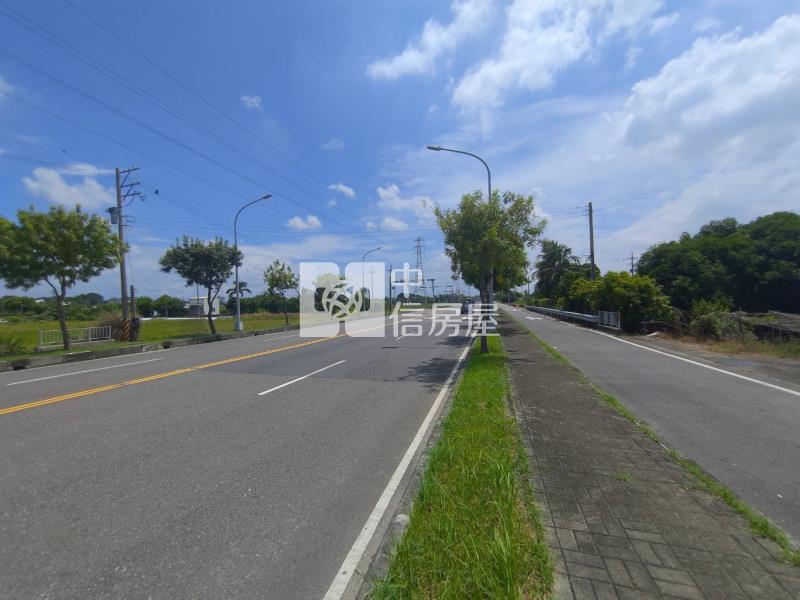 新化外環臨路大面寬農地房屋室內格局與周邊環境