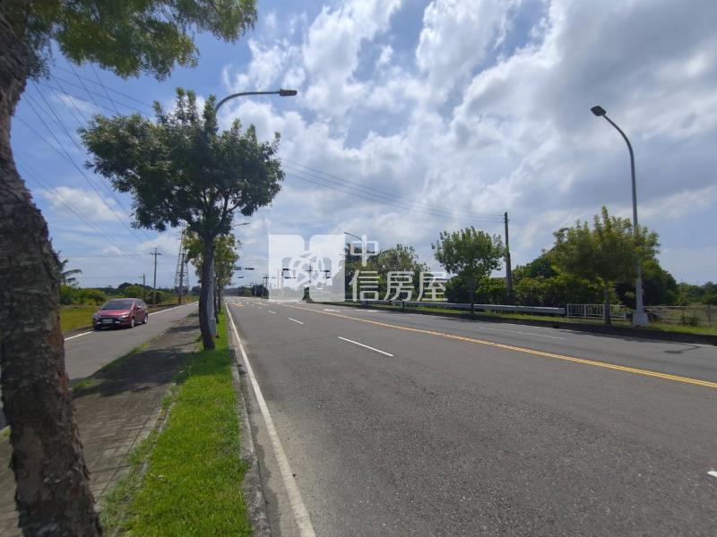 新化外環臨路大面寬農地房屋室內格局與周邊環境