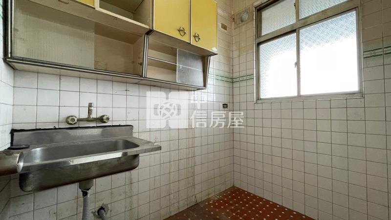 南區超低總價5+6頂加房屋室內格局與周邊環境