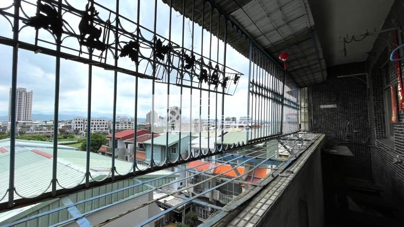 南區超低總價5+6頂加房屋室內格局與周邊環境