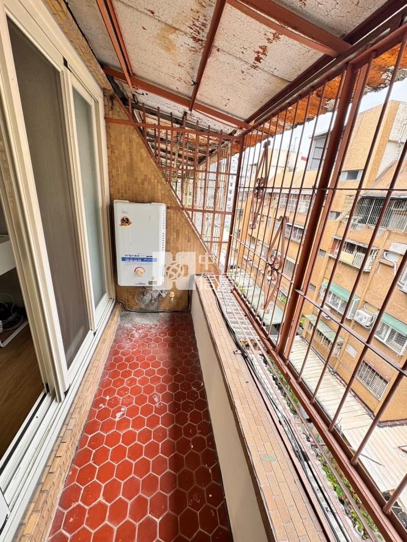 南區低總價投資兩套房房屋室內格局與周邊環境