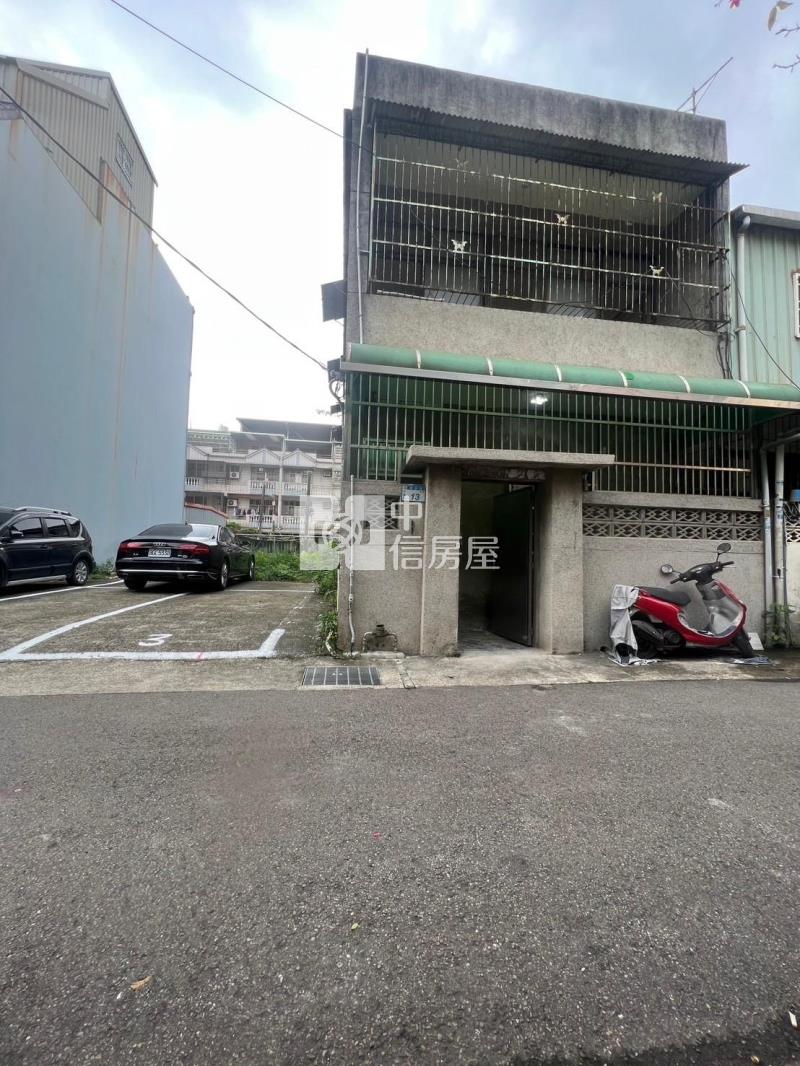 忠貞國小大透天房屋室內格局與周邊環境