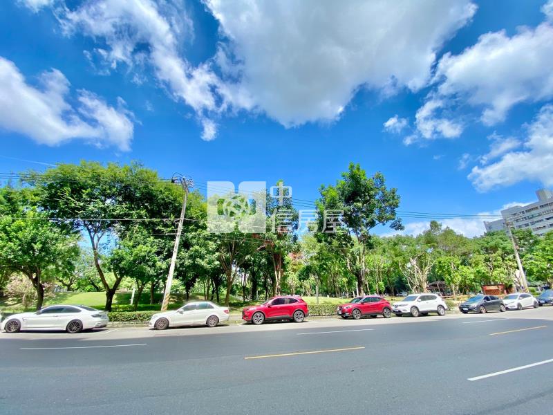 水湳經貿敦化公園正對面挑高1樓三房平車房屋室內格局與周邊環境