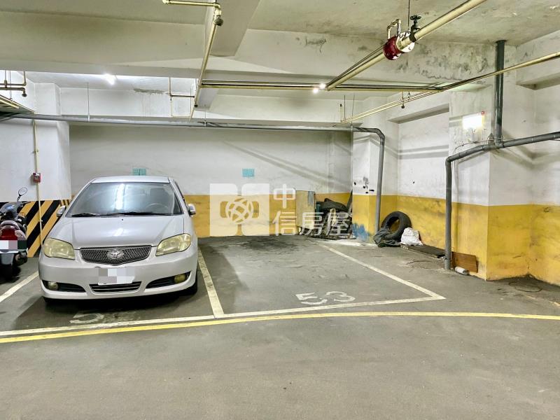 水湳經貿敦化公園正對面挑高1樓三房平車房屋室內格局與周邊環境