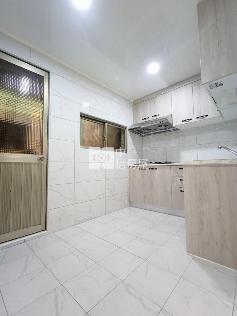 全新整修美住家房屋室內格局與周邊環境