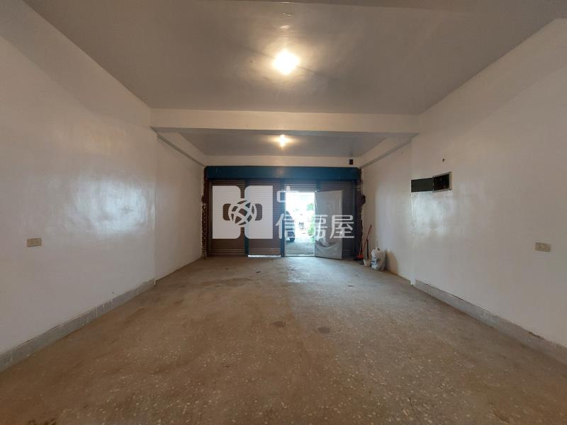 龍潭民族路透天店面(要整理)房屋室內格局與周邊環境