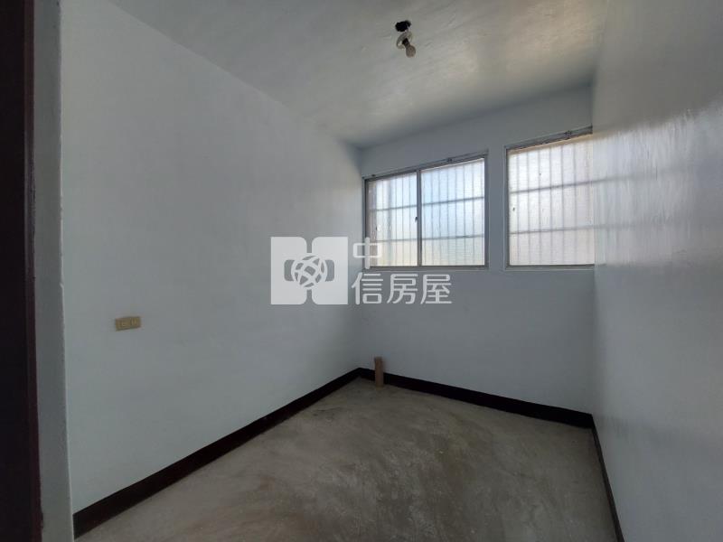 龍潭民族路透天店面(要整理)房屋室內格局與周邊環境