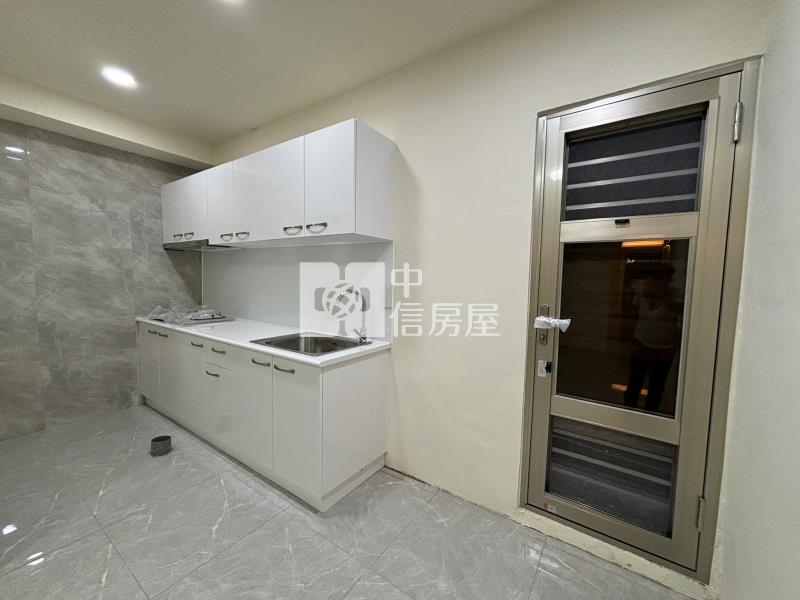 中國醫大低總價孝親透天房屋室內格局與周邊環境
