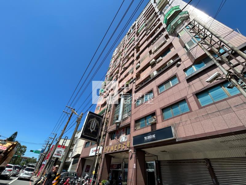 近體育園區｜龍岡國小整新美四房房屋室內格局與周邊環境