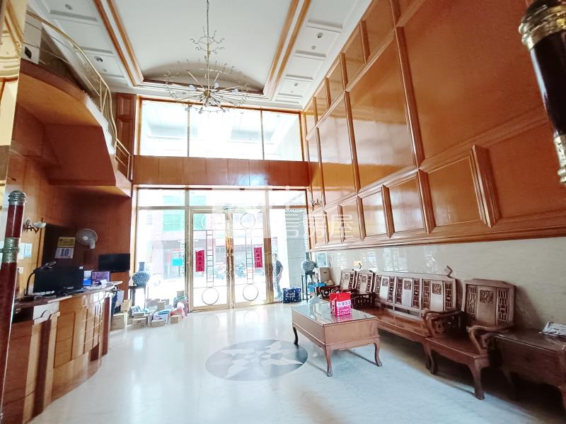 東興寧境~四房車位房屋室內格局與周邊環境