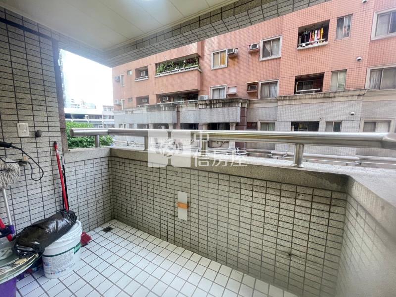 西屯大兩房平車房屋室內格局與周邊環境
