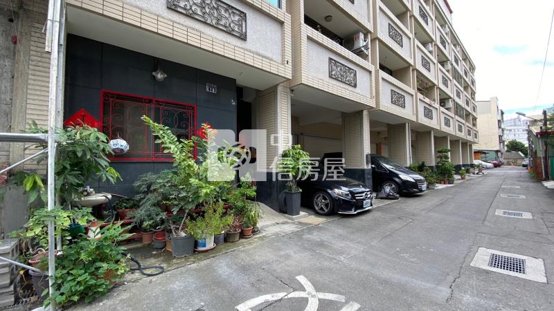 大里老街6套獨洗晒電梯透店房屋室內格局與周邊環境