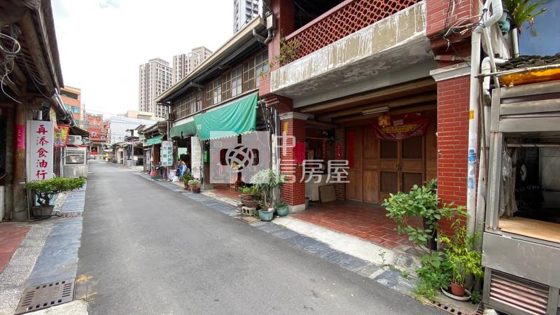 大里老街6套獨洗晒電梯透店房屋室內格局與周邊環境