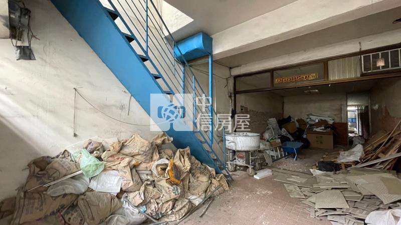 太平光華公園旁大地坪透天房屋室內格局與周邊環境