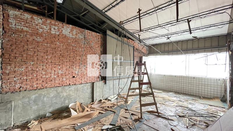 太平光華公園旁大地坪透天房屋室內格局與周邊環境