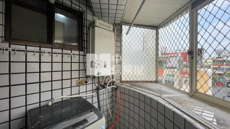 漢口商圈近捷運正一房一廳房屋室內格局與周邊環境