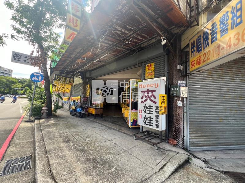 東區正10米透店房屋室內格局與周邊環境