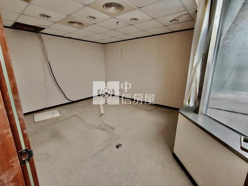 A22捷運站景觀商辦房屋室內格局與周邊環境