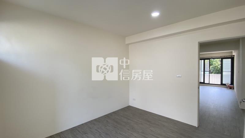 中科世貿電梯大三房車位房屋室內格局與周邊環境