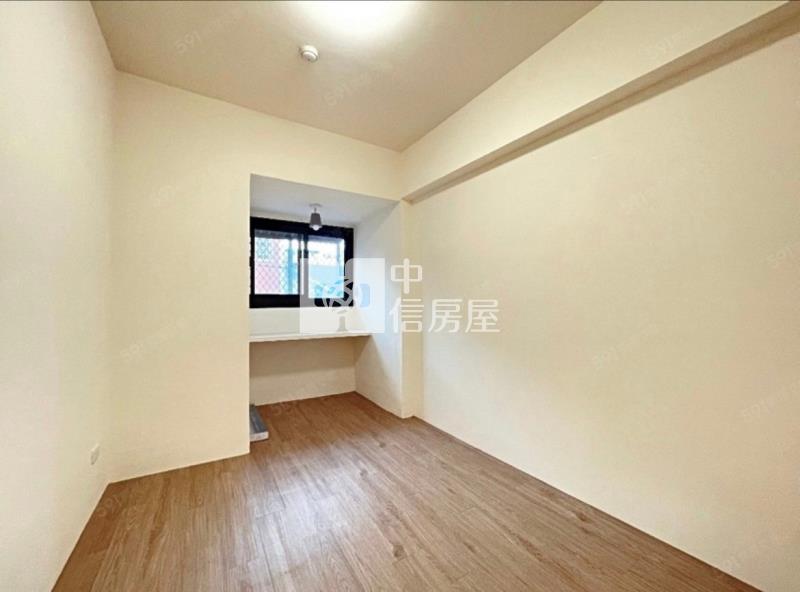 大三國小三房車位房屋室內格局與周邊環境