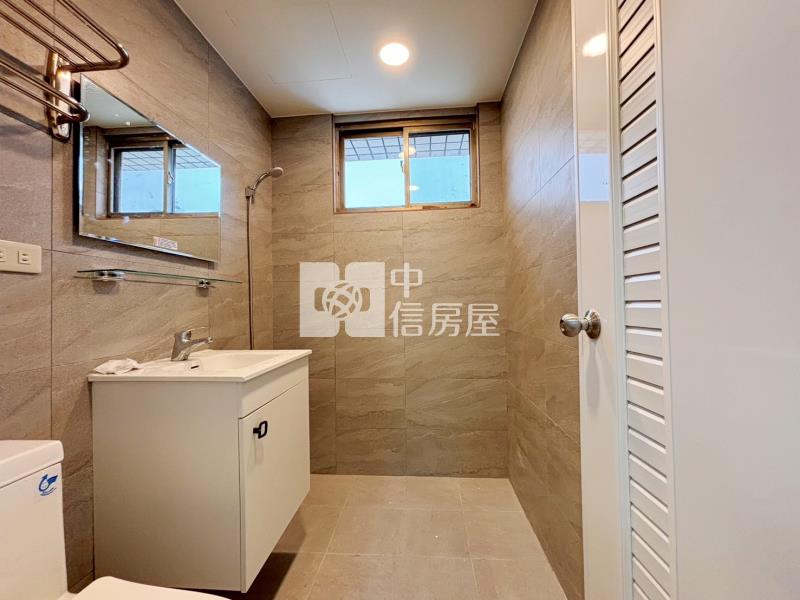 文昌國小2房+車位房屋室內格局與周邊環境