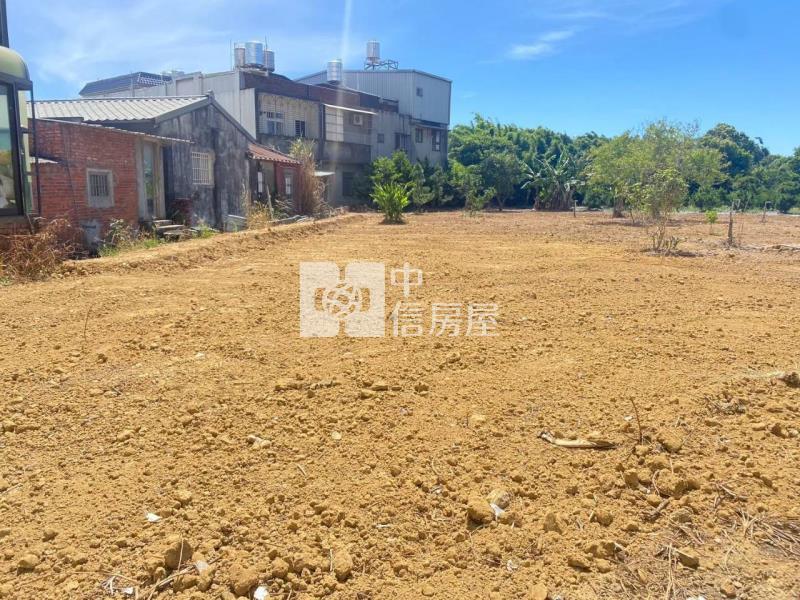 66道路旁農地房屋室內格局與周邊環境