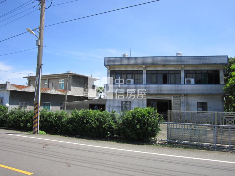 [專任]合法大坡國中美農舍房屋室內格局與周邊環境