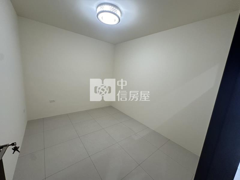 美術園道旁全新整理透店房屋室內格局與周邊環境
