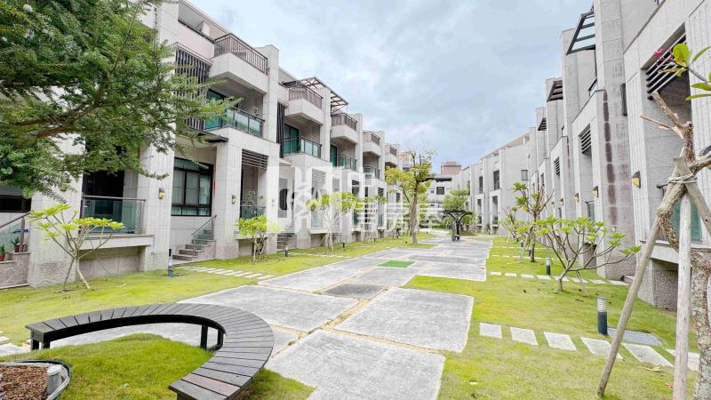 縣政高鐵科技三特區大別墅房屋室內格局與周邊環境