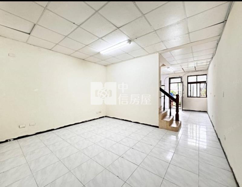 渴望園區旁別墅房屋室內格局與周邊環境