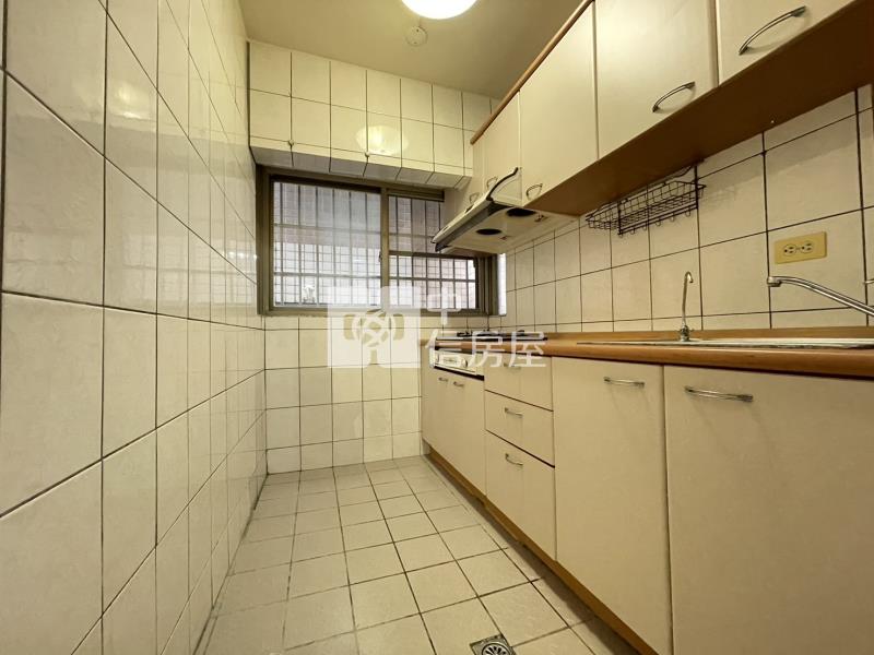 美術達觀美三房房屋室內格局與周邊環境