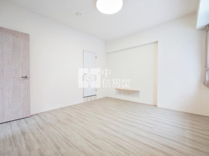 凡爾賽3房平車房屋室內格局與周邊環境