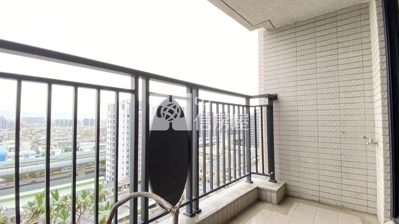 輕屋齡樹孝三房高樓視野景觀三面採光雙衛浴均開窗房屋室內格局與周邊環境