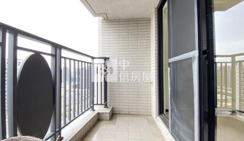 輕屋齡樹孝三房高樓視野景觀三面採光雙衛浴均開窗房屋室內格局與周邊環境