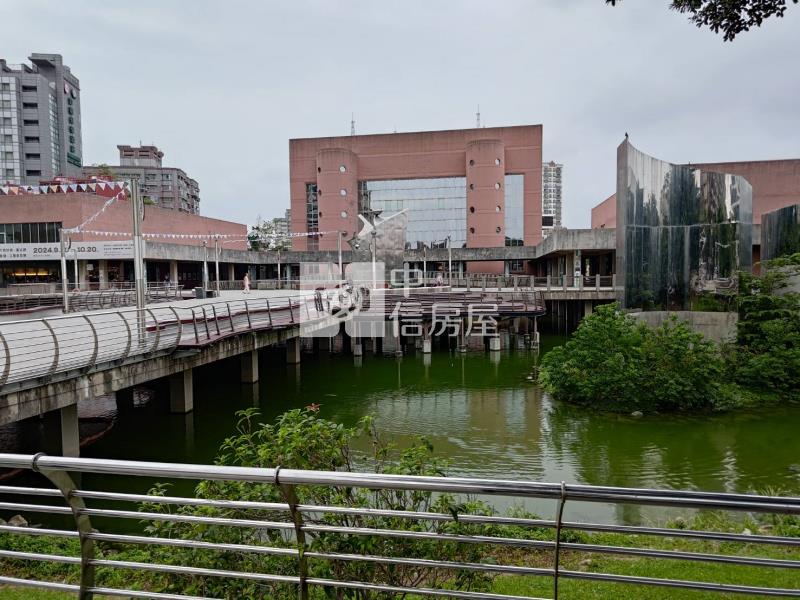 正東區菁英三房平車美電寓房屋室內格局與周邊環境